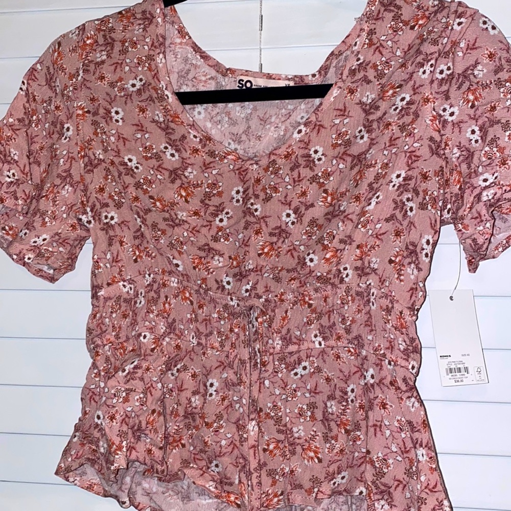 NWT “SO” Short Sleeve Blouse